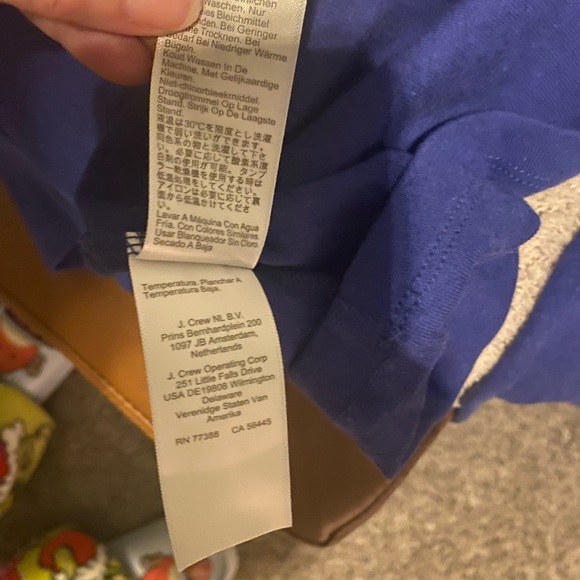 J. Crew Women’s  Blue Crewneck long sleeve - Picture 7 of 7